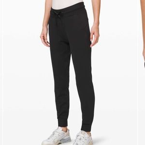 Lulu Lemon Ready to Fleece Jogger 28”